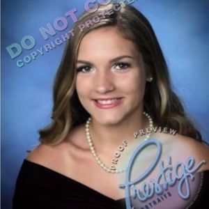 Meet your Posher, Isabella